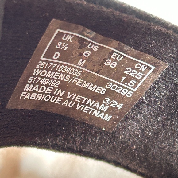 CLARKS WOMEN'S GISELLE STYLE SANDAL - Picture 10 of 10